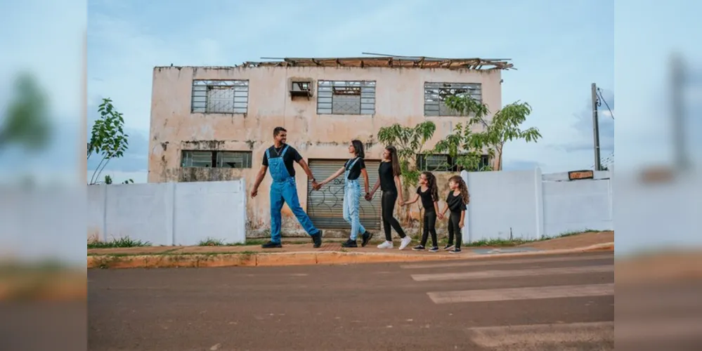 Imóvel abandonado no bairro Contorno foi adquirido pela família no mês de fevereiro