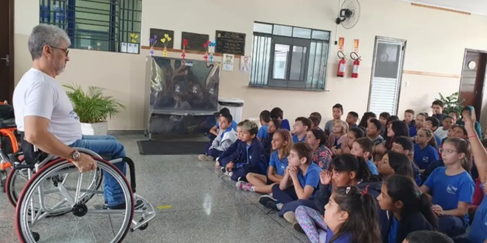 O encontro foi transformador para as crianças, que conheceram a trajetória dos atletas e suas histórias de superação