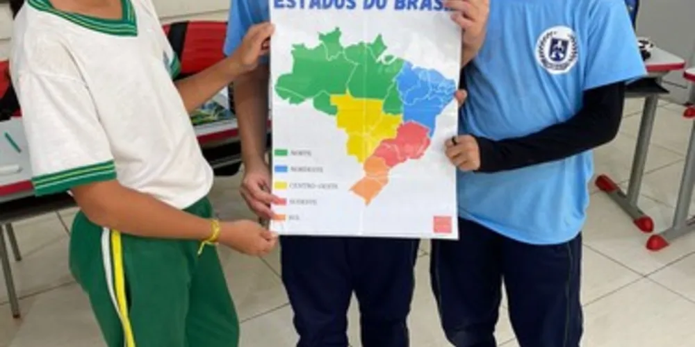 A partir do estudo com materiais informativos, os alunos colocaram em prática os conhecimentos adquiridos com a realização de dinâmicas envolvendo o tema trabalhado