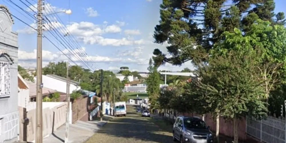 A foto foi tirada antes do sentido da rua ser mudado