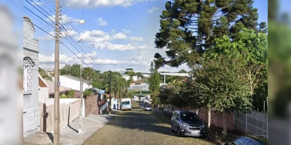 A foto foi tirada antes do sentido da rua ser mudado