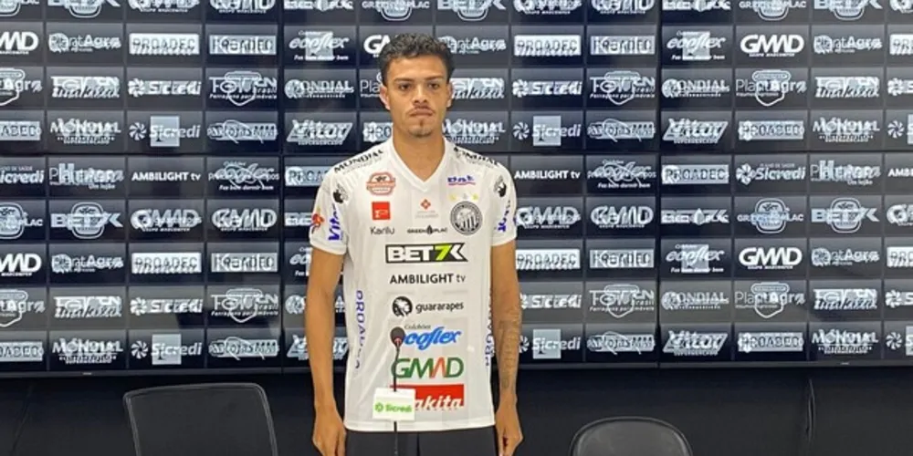 Igor Ribeiro atua como zagueiro