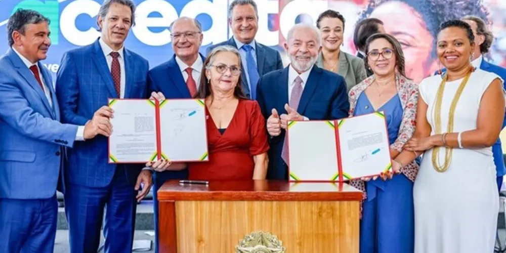 O Programa Acredita, lançado nessa segunda-feira (22/4) pelo Governo Federal.