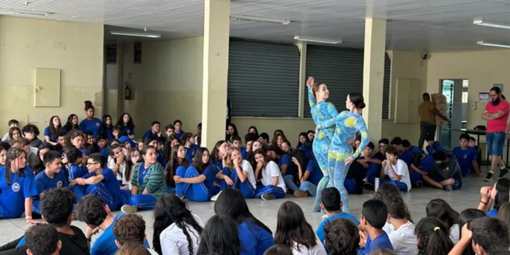 O sucesso das apresentações no Colégio Polivalente é mais uma prova do poder transformador da arte