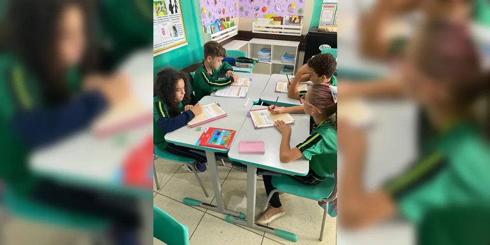 Elementos jornalísticos foram estudados para a reprodução no período da classe