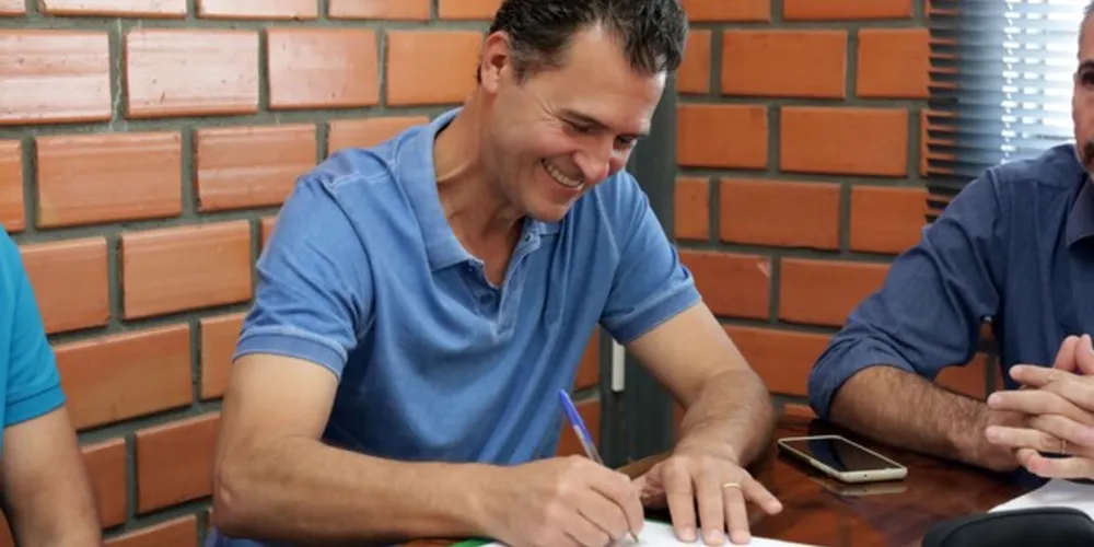 O prefeito Sérgio Belich agradeceu ao Secretário de Infraestrutura e Logística, Sandro Alex, e ao Governador Ratinho Júnior