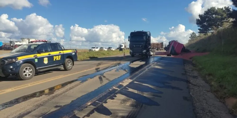 A remoção dos semirreboques deve ocorrer nesta quarta-feira (10)