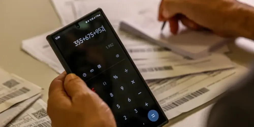 Os documentos pagos até as 13h30 poderão ser compensados no mesmo dia, dependendo do contrato que o credor mantiver com a sua instituição financeira para emissão do documento