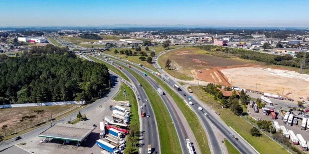 Os contratos também preveem que os motoristas que utilizarem frequentemente as estradas terão descontos mensais progressivos