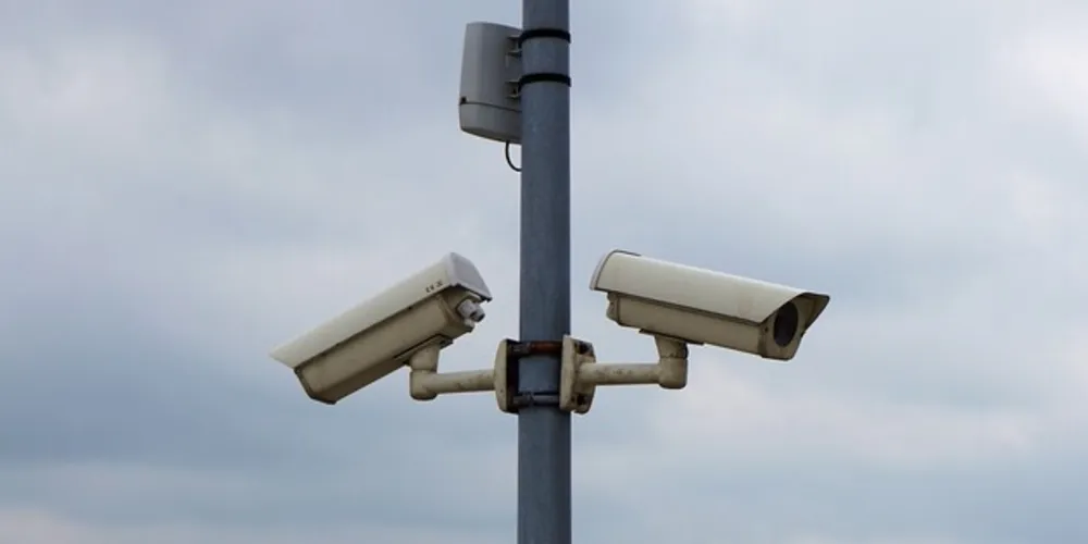 Vale destacar que não apenas para os crimes, mas os equipamentos também são empregados na organização do tráfego de veículos