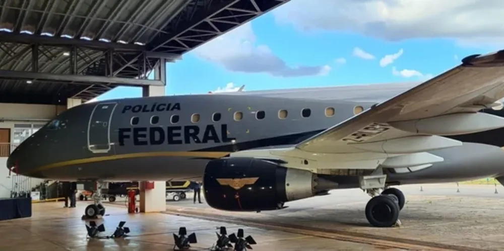 Suspeitos saíram do Rio de Janeiro próximo das 15h e chegaram a Brasília por volta das 16h