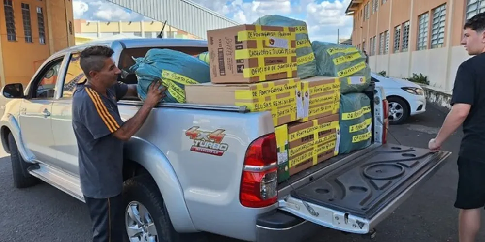 A Paróquia São Sebastião/Santuário de Nossa Senhora Aparecida junto com a Oficina de Santa Rita reuniu cerca de mil peças de roupa