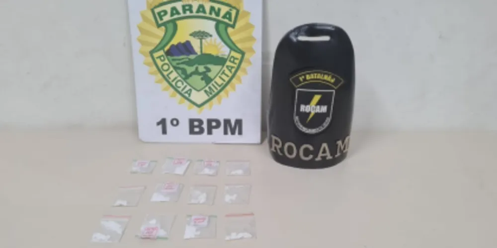 Equipe policial localizou 16 invólucros plásticos contendo a substância