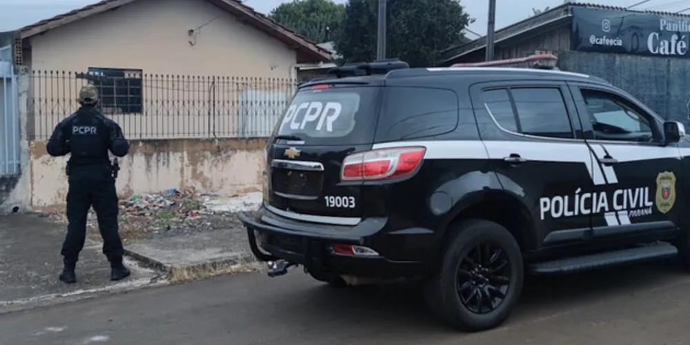 62 policiais atuam na ação, que ainda contou com apoio do Grupamento de Operações Aéreas da PCPR e cães policiais