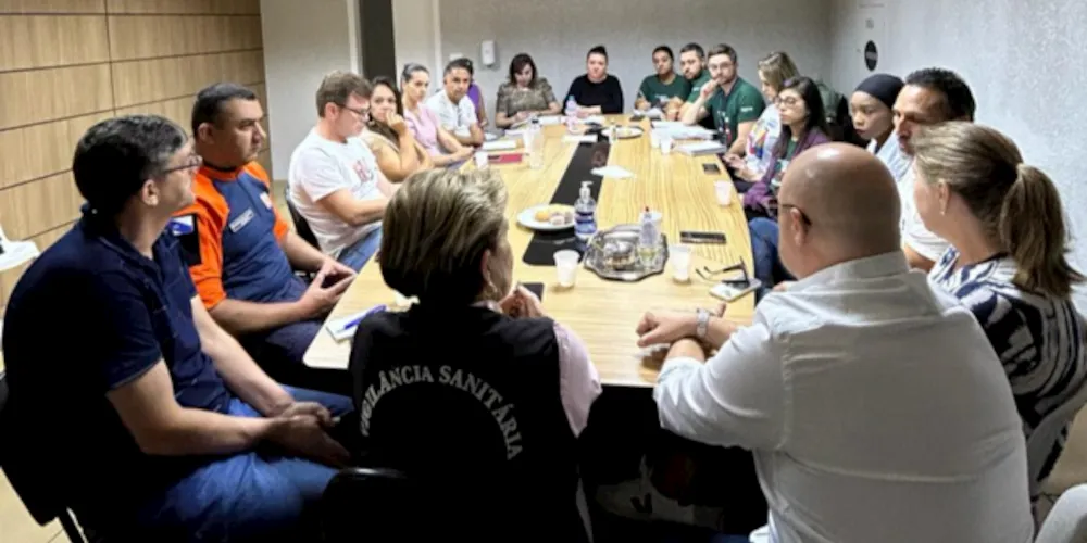Comitê de crise esteve reunido para debater medidas
