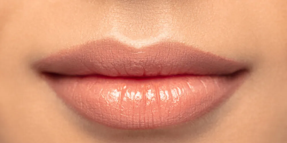 Esses são os produtos essenciais e acessíveis para garantir lábios hidratados e macios