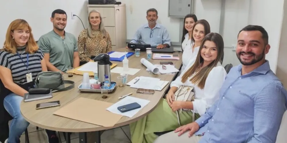 Os agentes de combate às endemias, após recepção, foram encaminhados para a Vigilância em Saúde