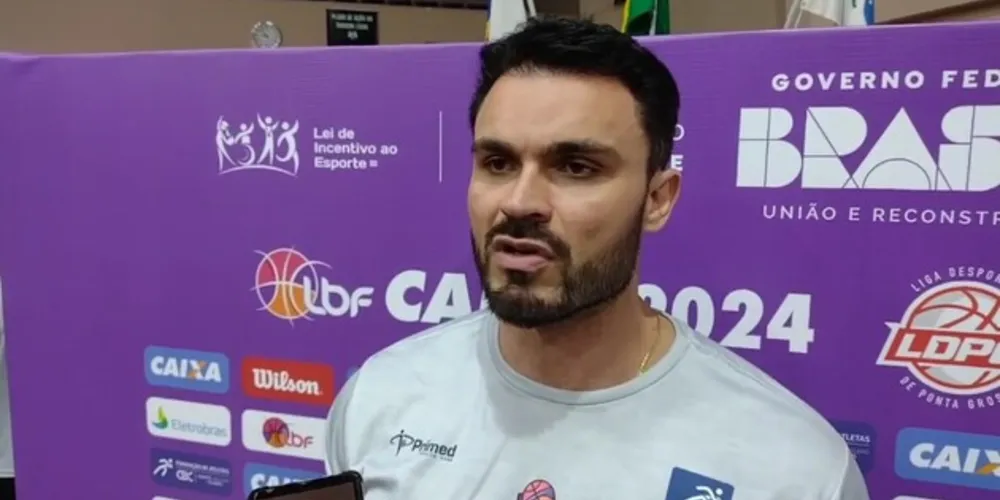 O treinador Milos Alexander falou em entrevista coletiva após o jogo dessa segunda-feira (12)