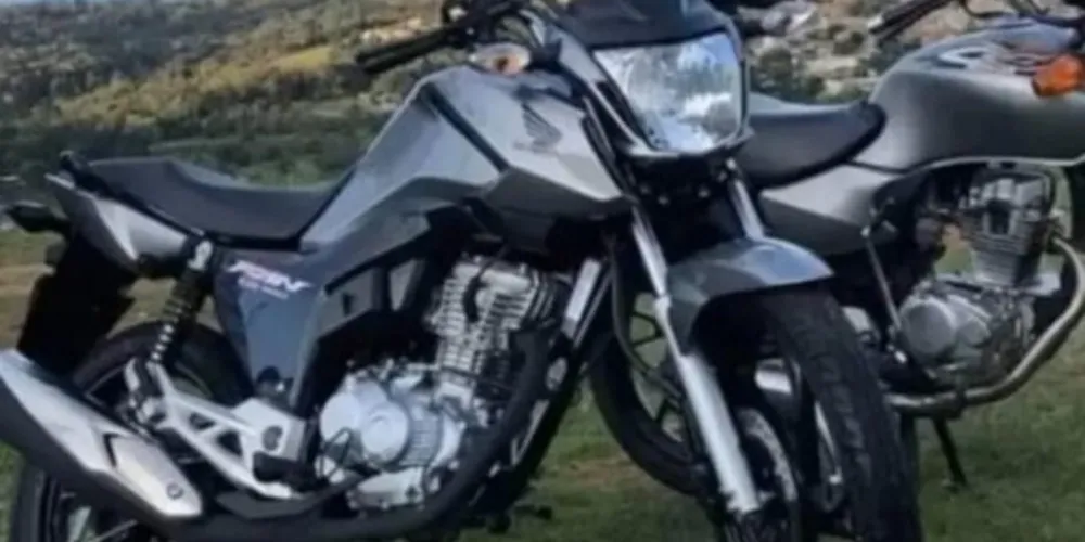 Motocicleta teria sido furtada na noite dessa sexta-feira (29)