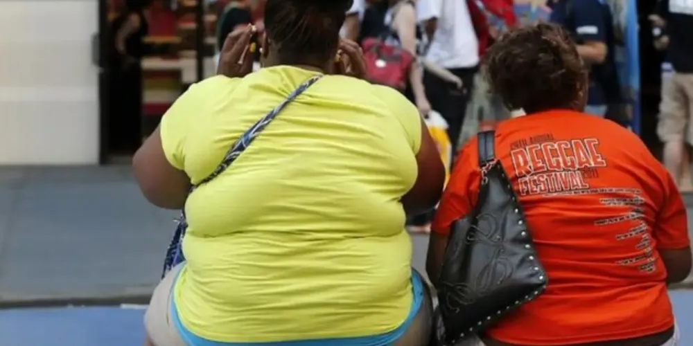 Em 2022 mais de 1 bilhão de pessoas no mundo eram obesas enquanto 43% dos adultos estavam com sobrepeso