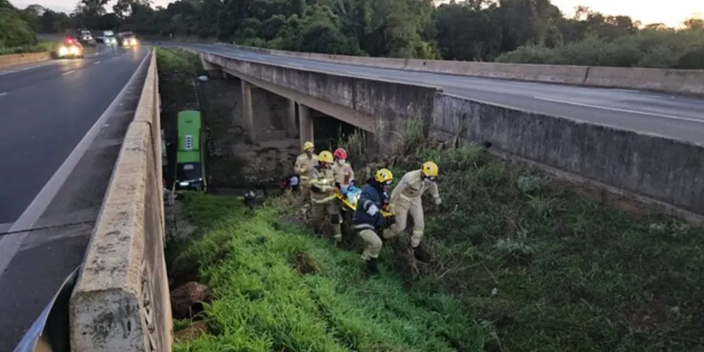 Acidente aconteceu na manhã desta sexta-feira (26)