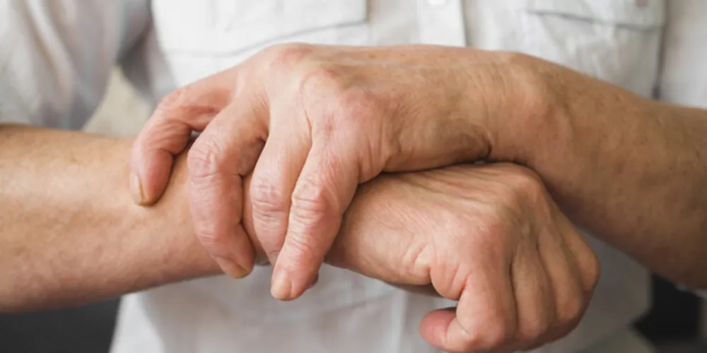 Formigamento nas extremidades do corpo pode ser um sintoma de problemas mais sérios