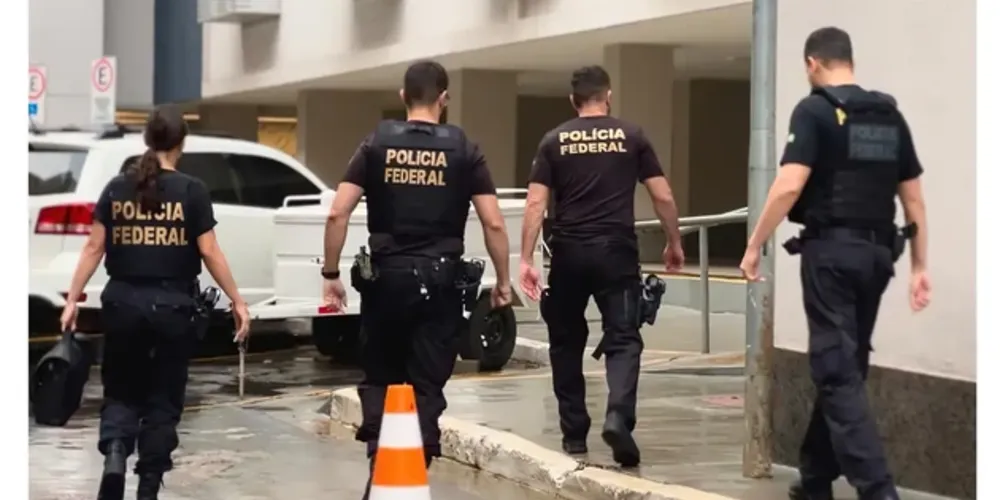 Ao todo, foram expedidos 18 mandados judiciais de busca e apreensão, expedidos pelo Supremo Tribunal Federal