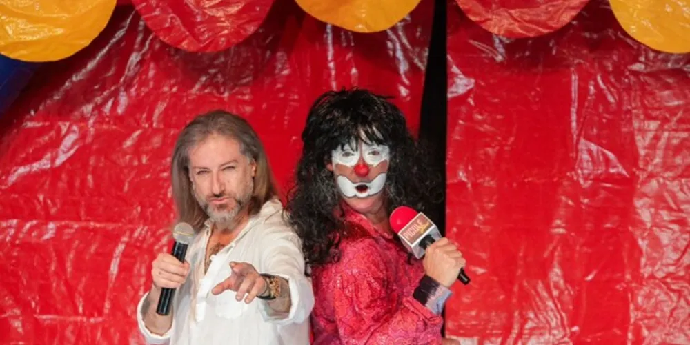 Nesta semana, o programa contou com a presença exclusiva do fenômeno da internet : Galã do amor