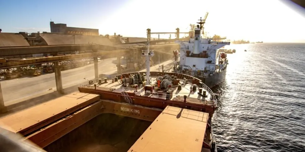 O Porto de Paranaguá segue movimentando a todo o vapor e com a expectativa de novos recordes