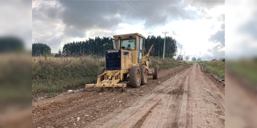 Estão previstos serviços rotineiros ao longo de dois anos nas duas rodovias, incluindo regularização de leito/patrolamento
