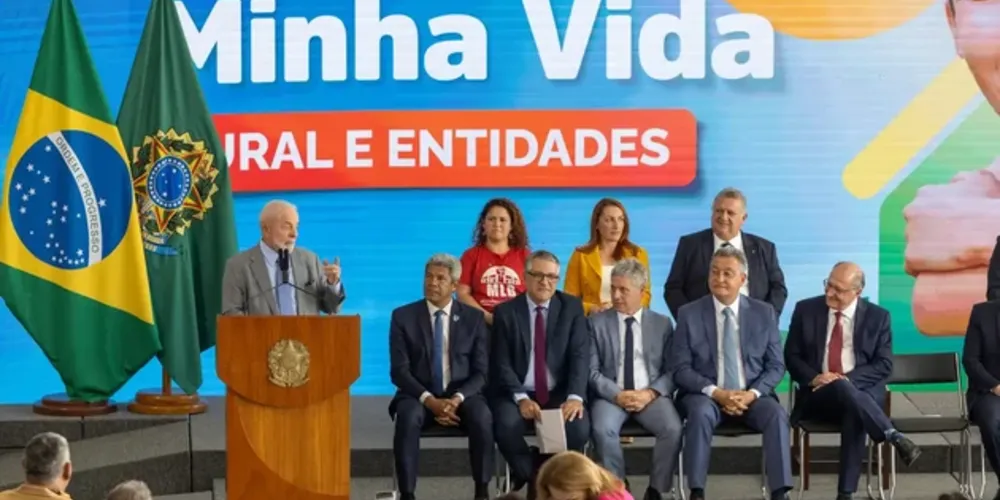 Ao discursar durante o anúncio desses números, Lula lembrou de algumas situações problemáticas