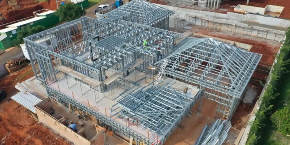 A iniciativa visa fomentar a diversidade na construção civil, um setor tradicionalmente dominado por homens