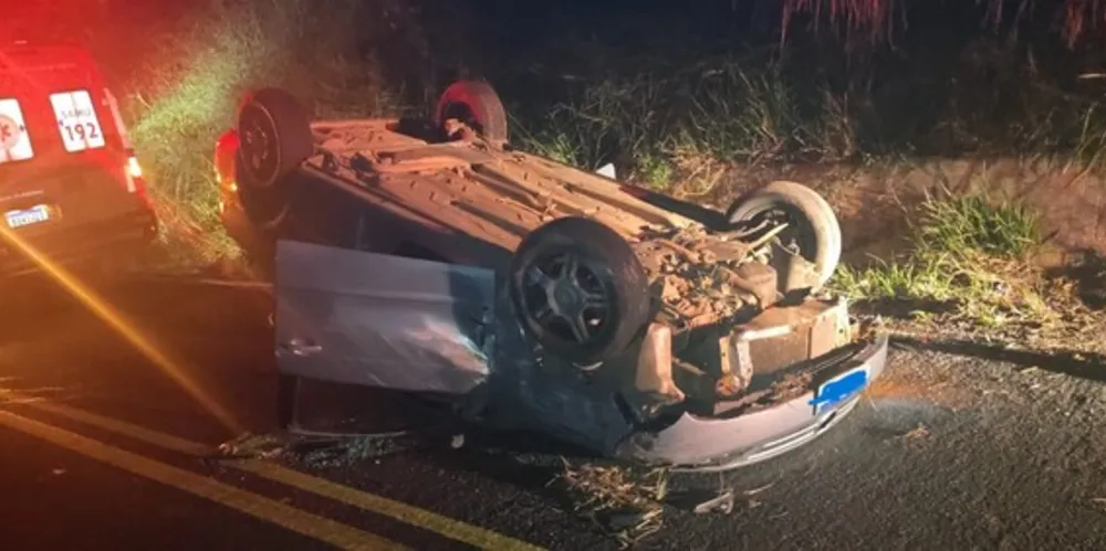 Acidente aconteceu na noite dessa quinta-feira (25)