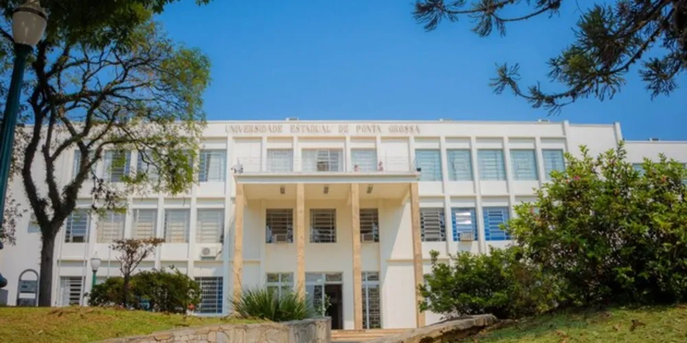 A qualidade dos docentes também é destaque na fala do reitor