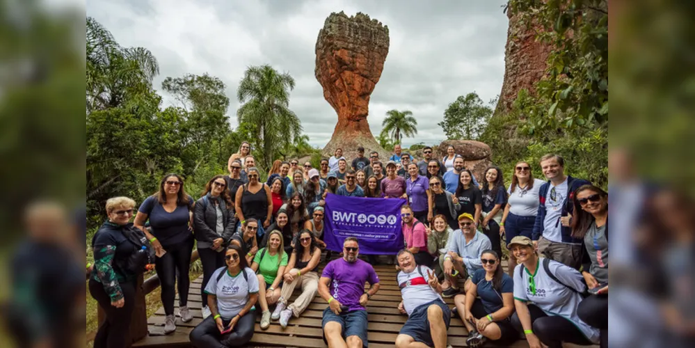 Grupo veio de nove regiões do Brasil e visitou o Parque Vila Velha