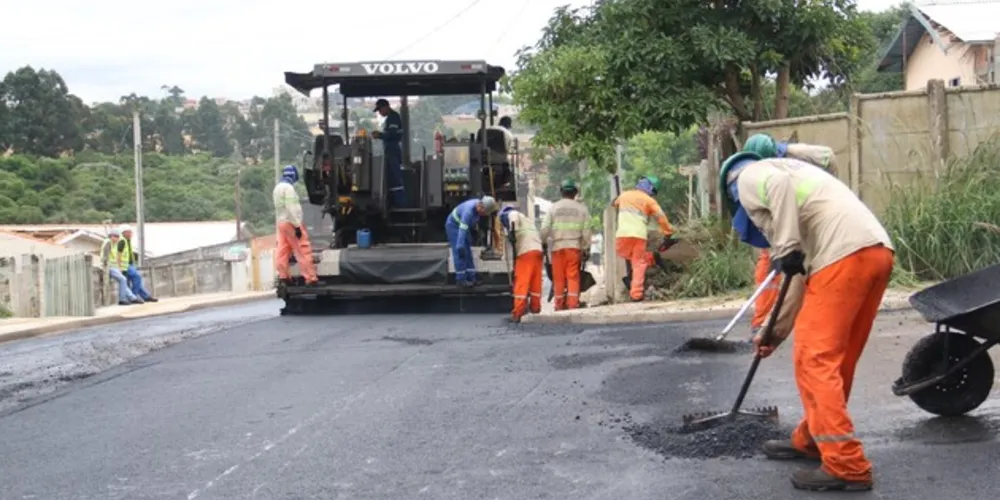 Para a prefeita Elizabeth Schmidt, esta obra é essencial para ampliar a infraestrutura dos bairros
