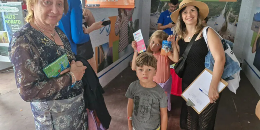 O Navio Lirica, embarcação de cruzeiros da empresa MSC, fez sua penúltima parada da temporada no Porto de Paranaguá.