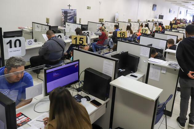 A Grande Curitiba concentra o maior volume de postos de trabalho disponíveis