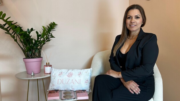 Claudia Donha, casada, mãe de três filhos, trabalha no segmento de moda íntima há 17 anos