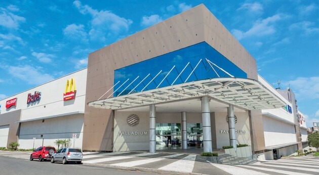 O Palladium Shopping Center de Ponta Grossa estará aberto no domingo (21).
