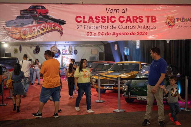 Quem foi ao evento, com certeza notou que está tendo uma exposição com vários carros antigos