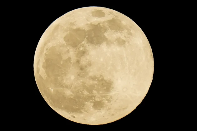 Lua cheia vista em abril de 2021 na Pensilvânia, nos Estados Unidos