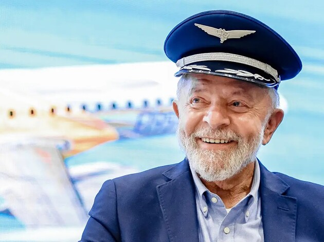 Lula participou de um evento nesta sexta na Embraer