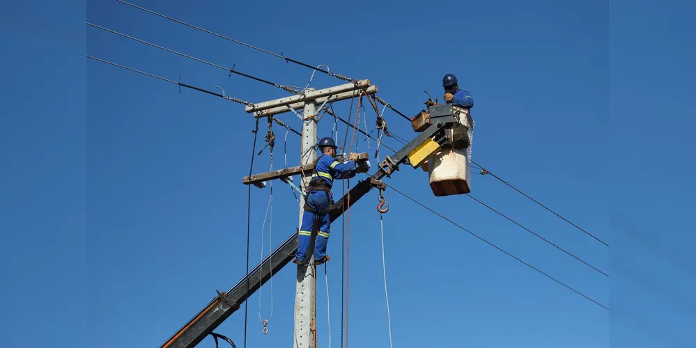 Até o momento, a Copel construiu, nos municípios dos Campos Gerais, 1.961 km de redes rurais trifaseadas