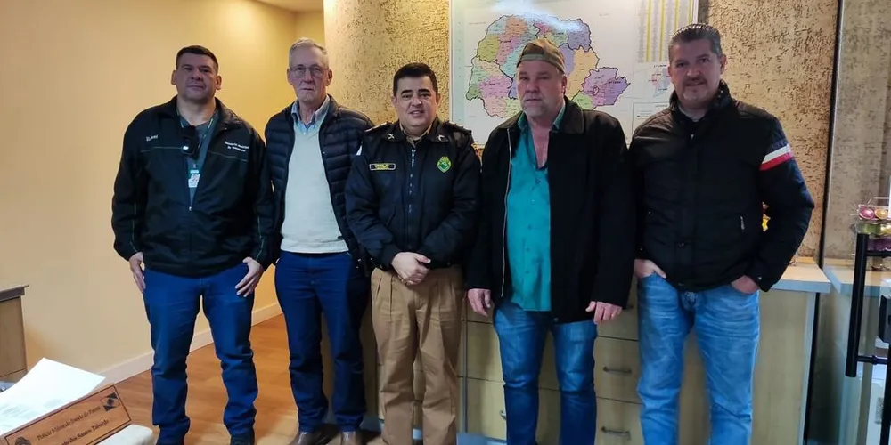 O Prefeito Butina ressaltou a importância de manter uma relação estreita com as forças de segurança
