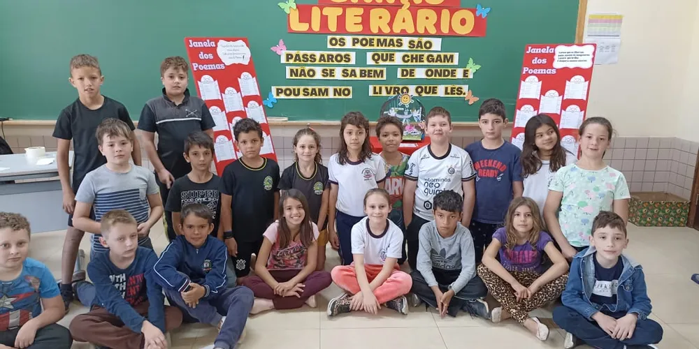 Educandos participaram ativamente da proposta e puderam recitar aos colegas