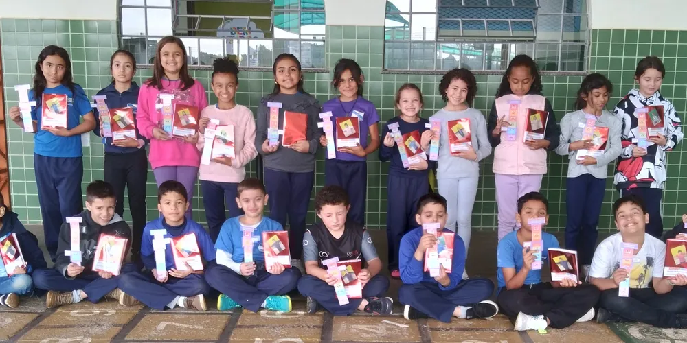 Através de atividades e dinâmicas práticas e teóricas os alunos têm evoluído suas percepções a respeito das emoções