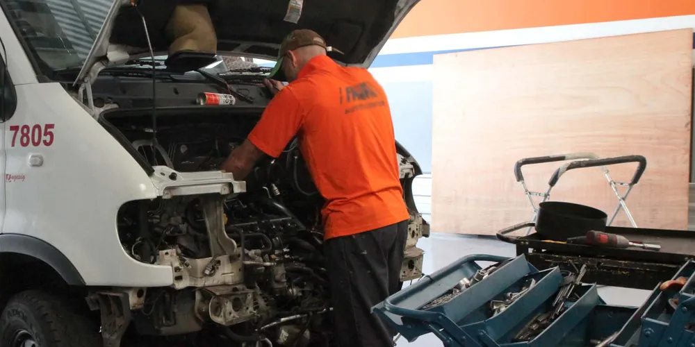 O setor de serviços foi o setor que mais gerou empregos com carteira assinada no Paraná