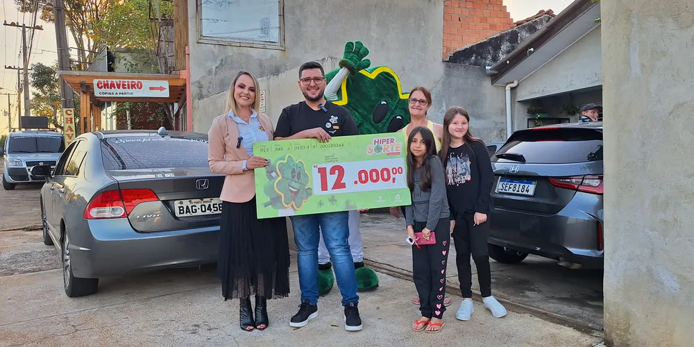 Everton Luiz Kalinoski, morador do bairro de Uvaranas, ganhou R$ 12 mil