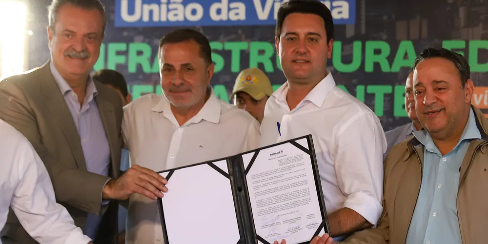 Governador Ratinho Junior assinou nesta quinta-feira (20), em União da Vitória, o protocolo de intenções para a contratação do anteprojeto